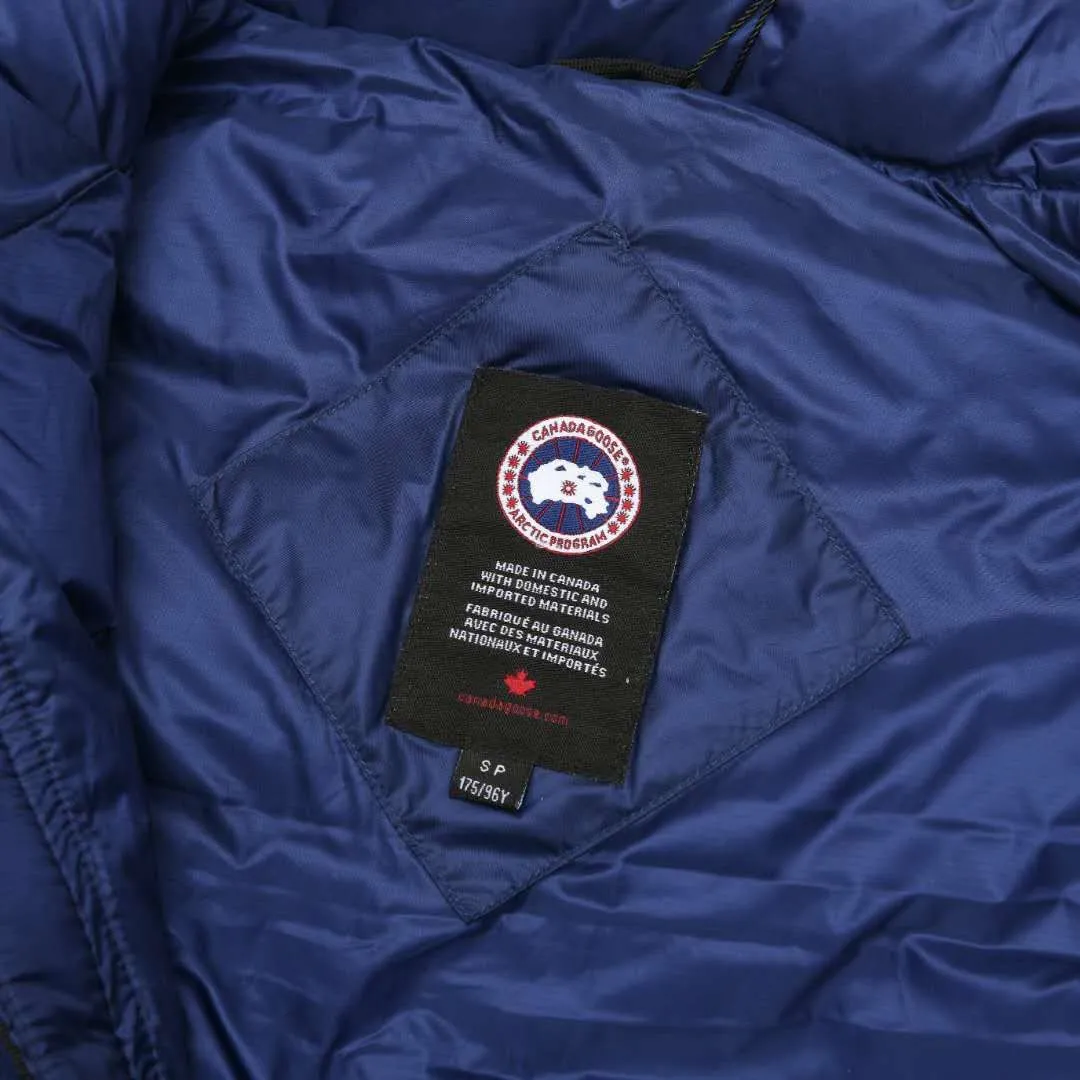 P500 Canadian brand CanadaGoose men's and women's CROFTON lightweight down vest 2229M DWR water repellent treatment WindWall windproof fabric 700 fleece filling original mold opening details one to one production The upper body effect is stunning Exclusively available on the Xiaohongshu purchasing platform The highest version on the market Size: XS S M L XL XXL